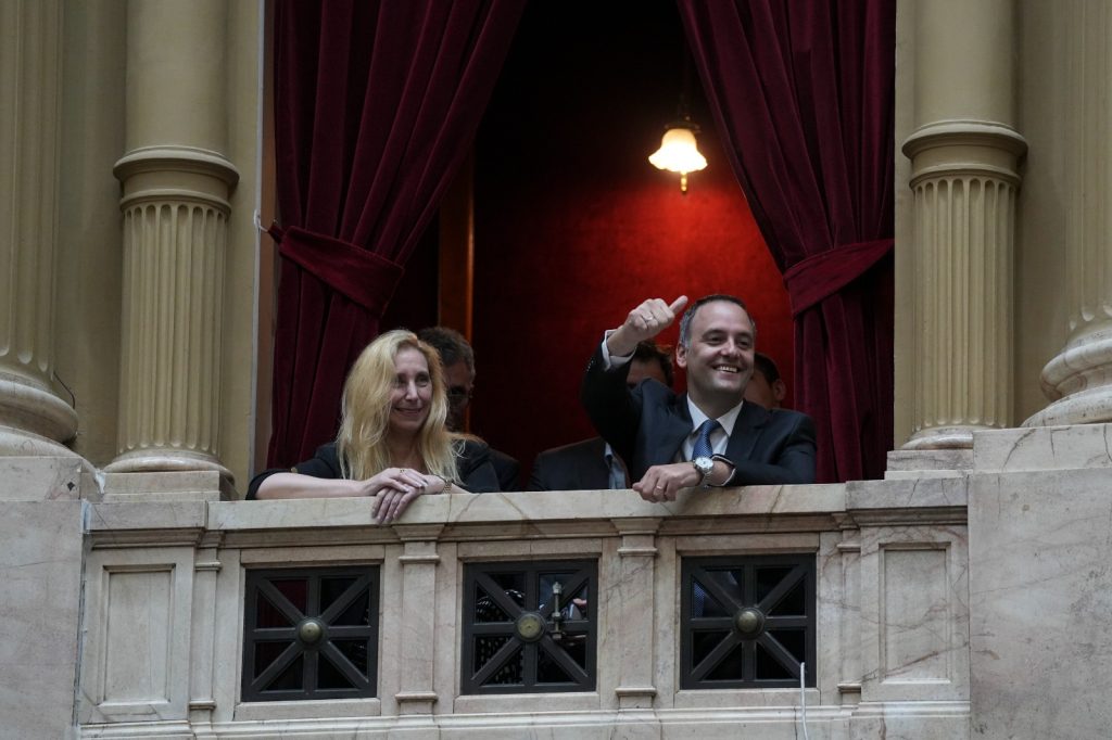 Adorni renunció y Milei pierde a su hombre clave en la crisis por el patrimonio