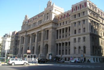 La Corte dejó firme el financiamiento universitario y le marcó otro límite al Gobierno