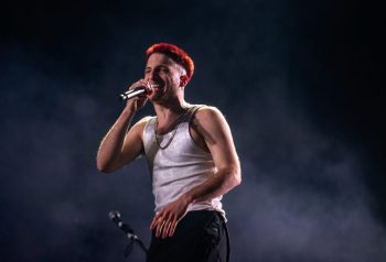 Wos vuelve al vivo con dos noches en el Microestadio de Lanús