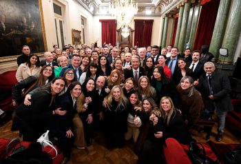 Karina Milei bajó a Diputados, celebró el Súper RIGI y pidió aguantar los embates