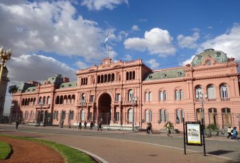 Avanzó en Diputados un dictamen para declarar la emergencia en violencia de género