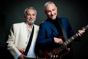 David Lebón y Pedro Aznar con guitarras para el proyecto Serú Girán por Lebón y Aznar