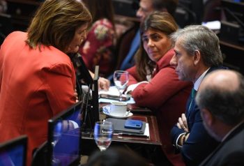 Bullrich acelera el Senado y quiere abrir la sesión de propiedad privada con los pliegos judiciales