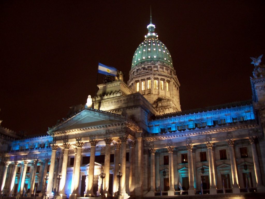 Santilli arranca con la pulseada por las PASO y la Casa Rosada sigue sin los votos
