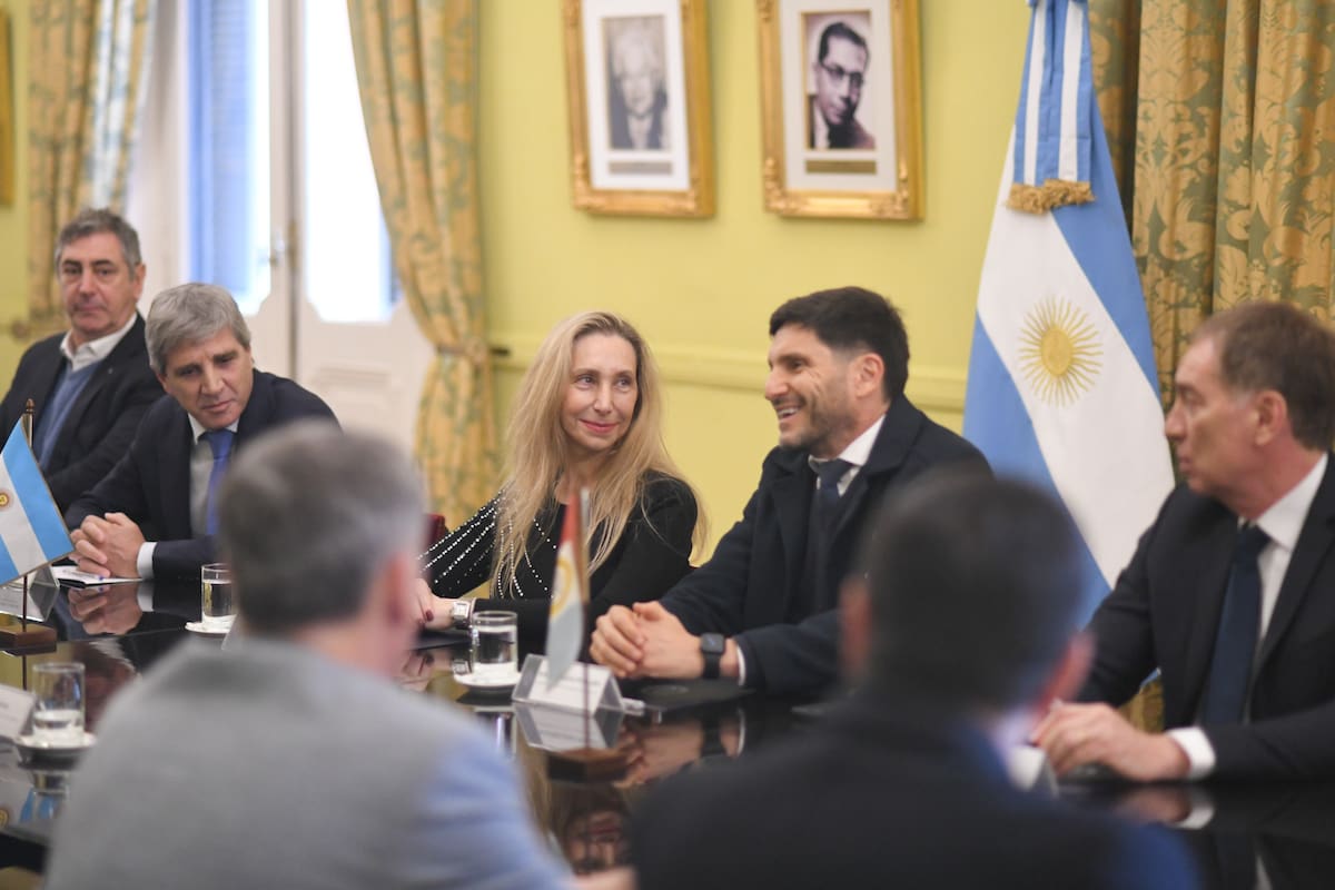 Gobernadores, PASO y Presupuesto: la Casa Rosada abre la billetera para sostener su agenda