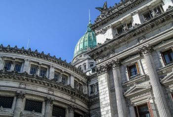 PASO, colectoras y reforma política: la pulseada que abrió otra grieta entre aliados y oposición