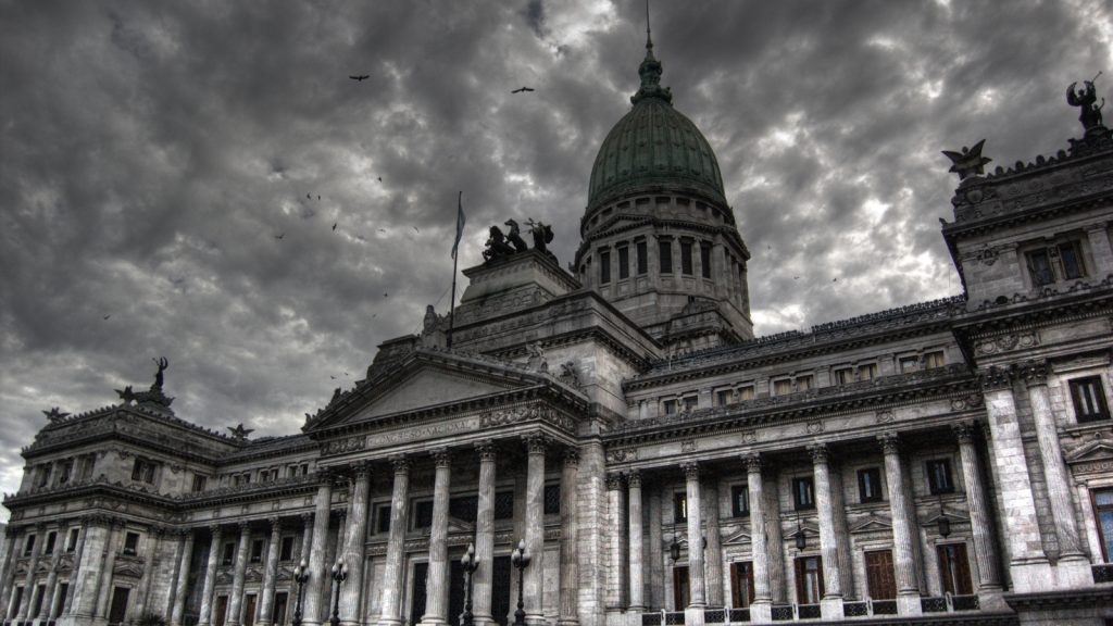 Santilli acelera la reforma electoral y el Gobierno apunta a la media sanción en agosto