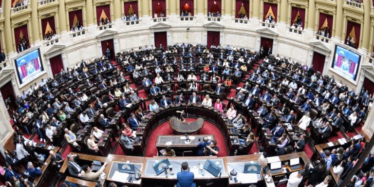 Diputados se prepara para una sesión el 26 de agosto y Milei acelera el paquete económico