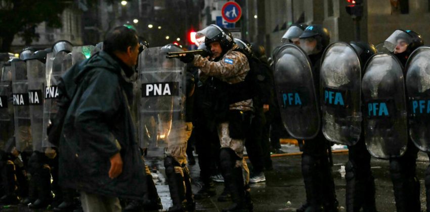 La ley de propiedad privada deja protestas y obliga al Gobierno a retroceder en el Senado