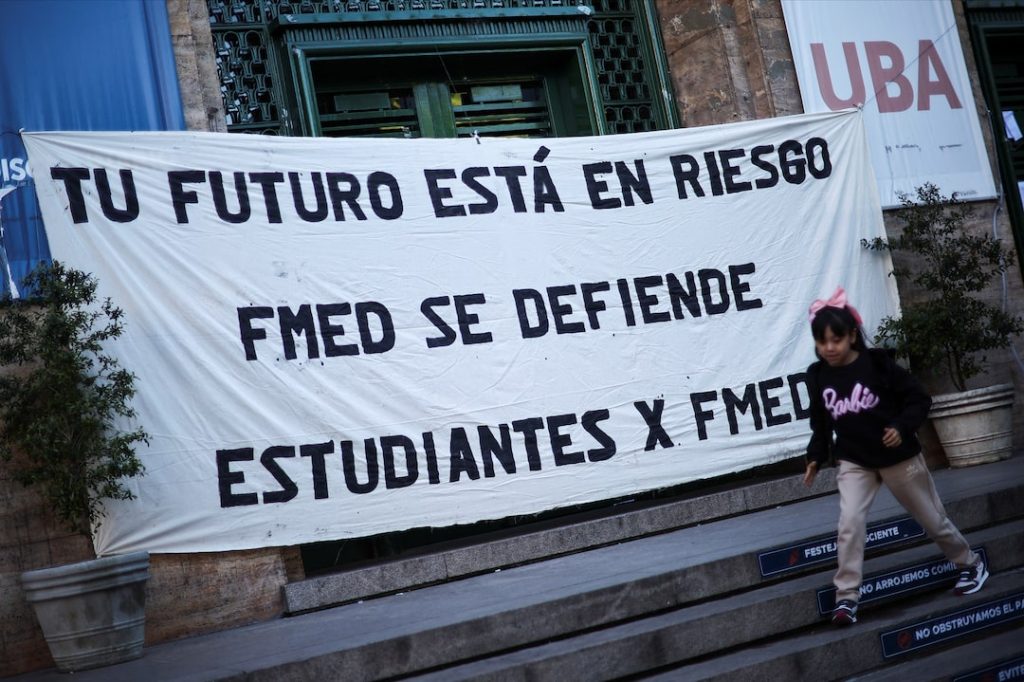 Milei sigue chocando con las universidades y el financiamiento volvió a quedar en el centro de la pulseada