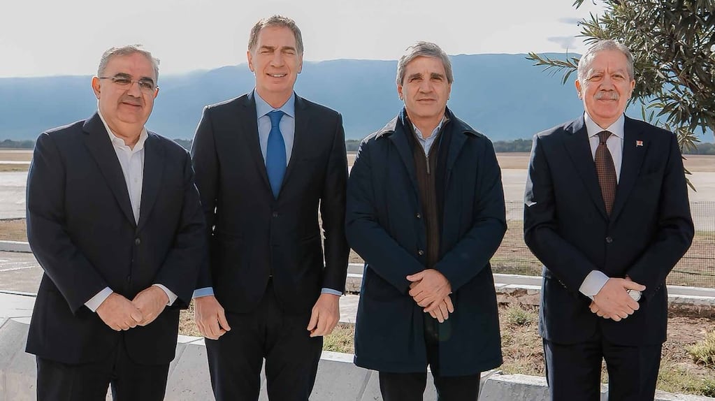 Santilli y Caputo reforzaron el acuerdo con Catamarca y Santiago del Estero con obras y rutas