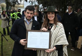 Villarruel se mostró con el presidente de la UCR y volvió a marcar distancia con el Gobierno