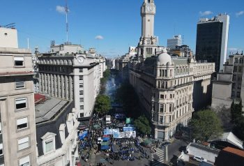 San Cayetano volvió a marcar el pulso callejero y los gremios prometen más presión