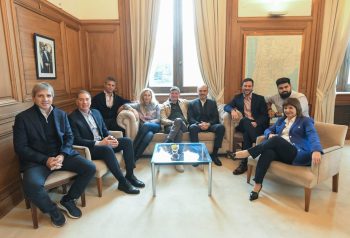 Karina Milei y Santilli reordenan la mesa política mientras crecen los gestos hacia los gobernadores