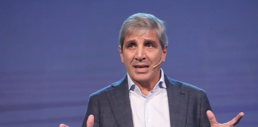 Caputo lanzó un plan de $2 billones para reactivar el crédito hipotecario con fondos de la ANSES