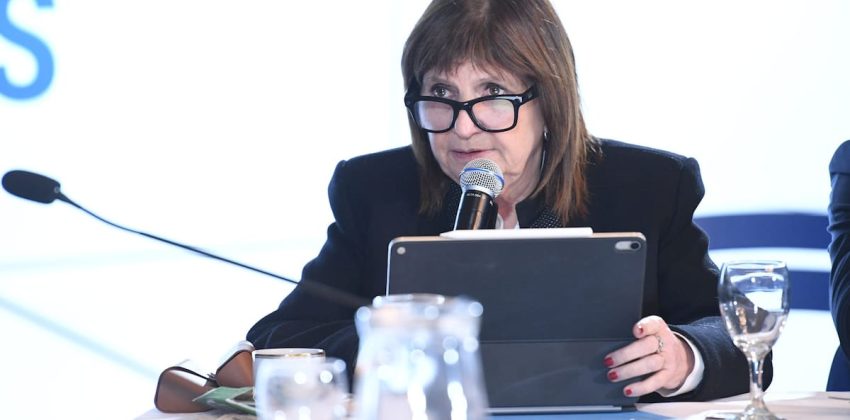 Bullrich cede en el Senado y cambia el proyecto de Sociedades para buscar respaldo de aliados