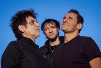Divididos, con Ricardo Mollo, Diego Arnedo y Catriel Ciavarella