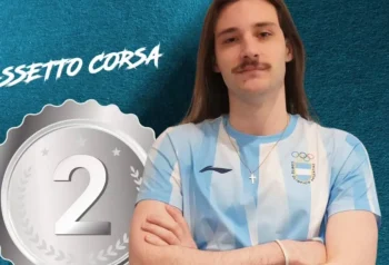 Bruno Coleff en la competencia de sim racing de los Juegos Suramericanos Santa Fe 2026
