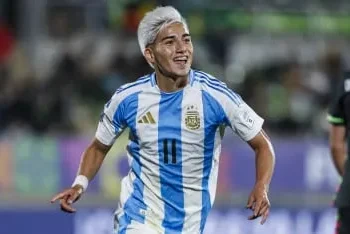 Ian Subiabre con la camiseta de la Selección Argentina