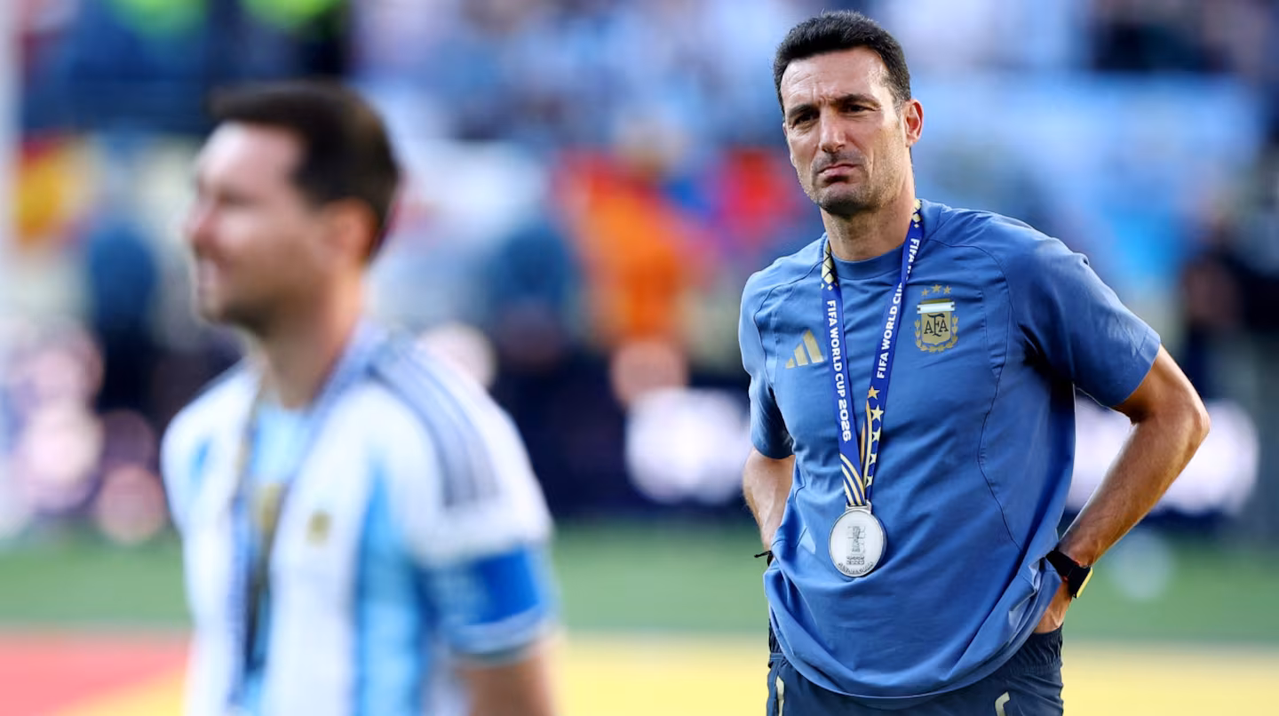 Scaloni prepara la primera lista post-Messi: cuándo vuelve a jugar Argentina y qué bajas tendrá