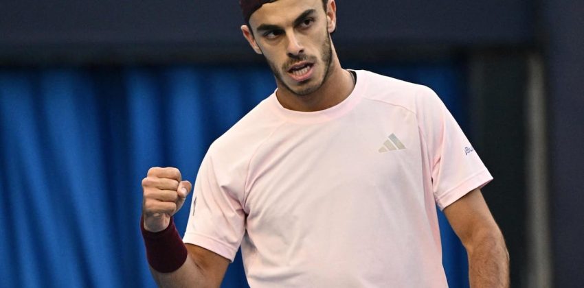 Cerúndolo avanzó a cuartos de final en Bruselas tras vencer a Damm