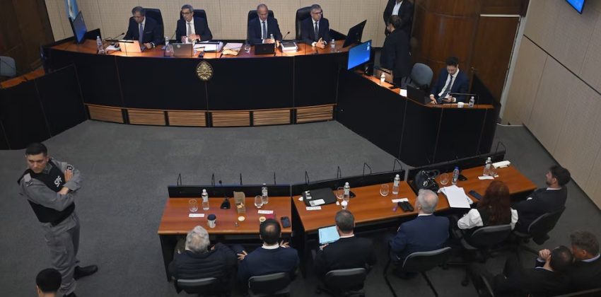 Cuadernos: un fotógrafo reconoció los originales durante el juicio oral
