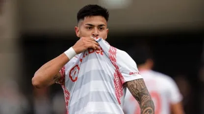 Argentinos golpeó a Platense: Porcel marcó y el clásico de barrio ya tiene tensión
