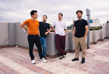 El Kuelgue lleva Díscolo a Temperley con una noche de rock, funk e improvisación