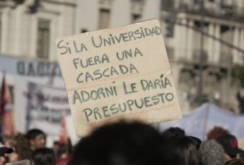 El Gobierno apela el fallo universitario y crece la tensión antes de la marcha al Congreso