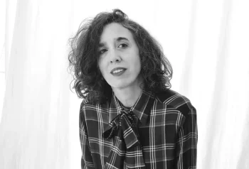 María Ezquiaga abre Dejame envejecer con una mirada adulta del rock canción