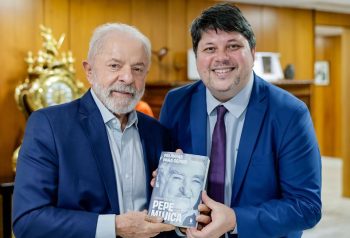 Migraciones rechazó el ingreso de un periodista brasileño y abrió un debate político sensible