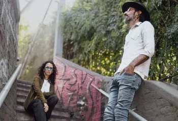 Pantaleone revisita una canción de amistad y la vuelve rock de banda