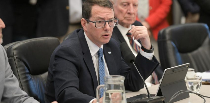 Presupuesto 2027: el oficialismo busca dictamen el miércoles y negocia cambios con sus aliados