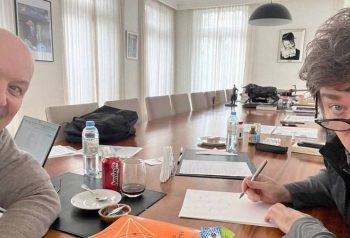 Estatales: el Gobierno aprobó retiros voluntarios y eliminará los cargos vacantes