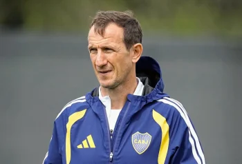 Boca visita a Instituto con rotación: hora, TV y el equipo que piensa Arruabarrena