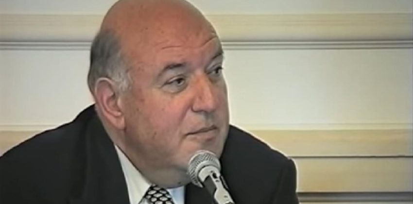 Comenzó el juicio al exgerente de Mercedes-Benz por el secuestro de dos obreros